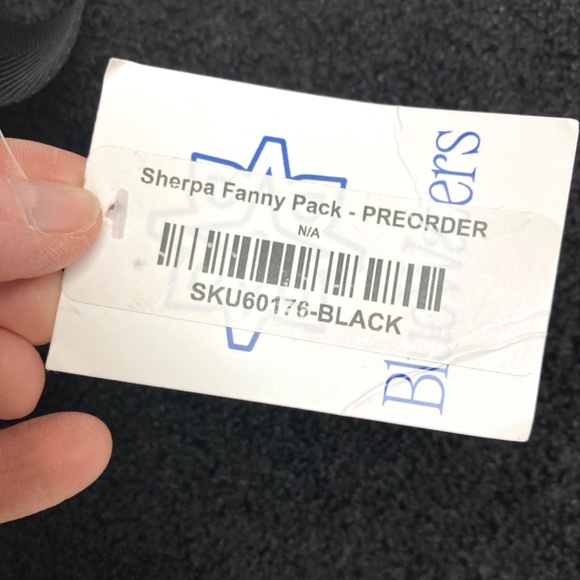 bag black waist crossbody vegan sherpa wool BLUE WATERS gold tone hardware NWT - Picture 5 of 16